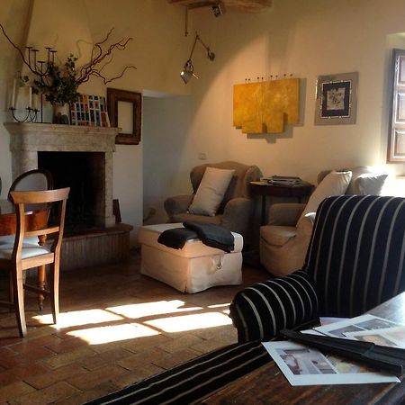 Poggioba Bed and Breakfast Sovana Exteriör bild